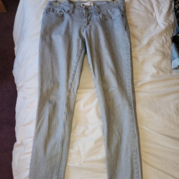 Levis Railroad Stripe Low Rise Jeans - Picture 2 of 6